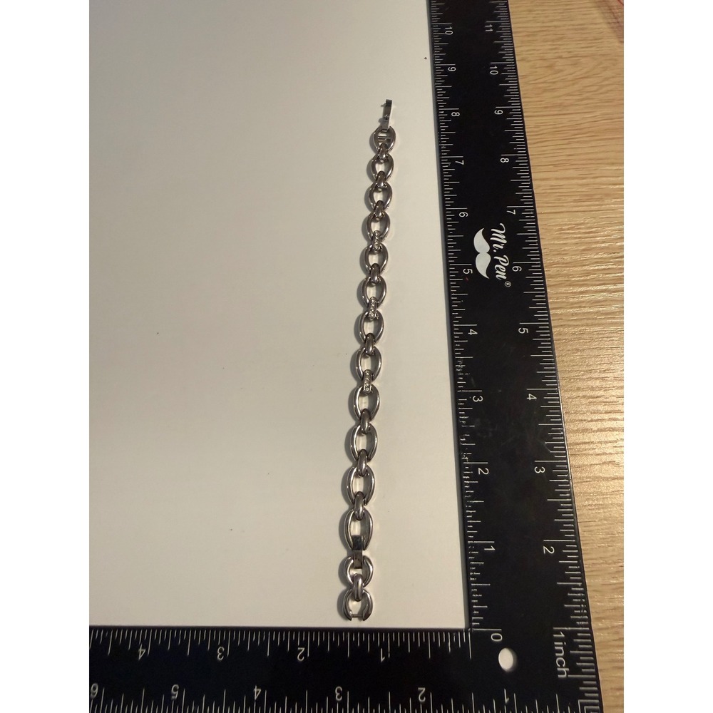 Silver Tone Oval Link Chain Bracelet Crystal Rhinestone Accents 7.25 Inch
